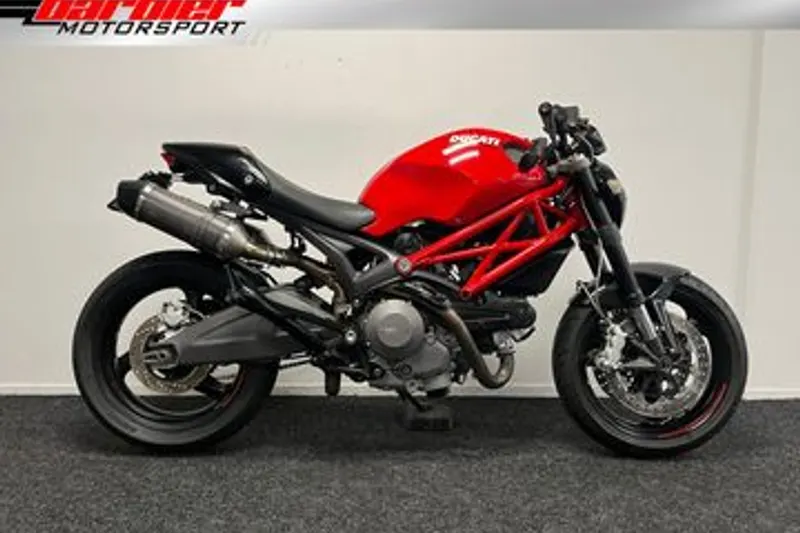 Ducati Monster 696 (2008)