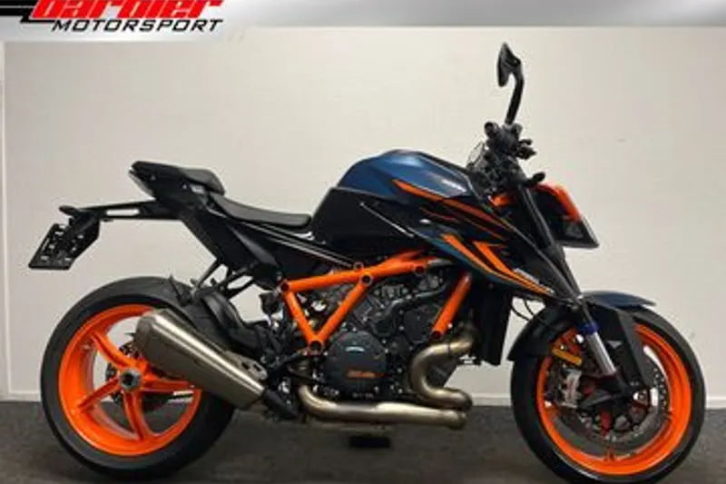 KTM 1290 Super Duke (2024)
