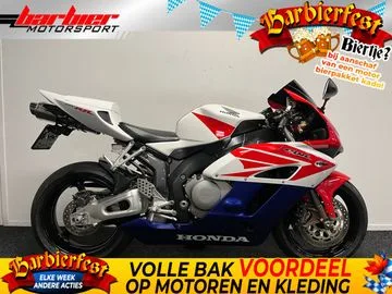 Honda CBR 1000 RR Fireblade (2004) — foto 1