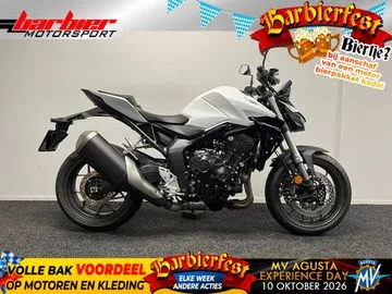 Honda CB 1000 Hornet (2025) — foto 1