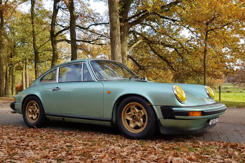Porsche 911 (1977)