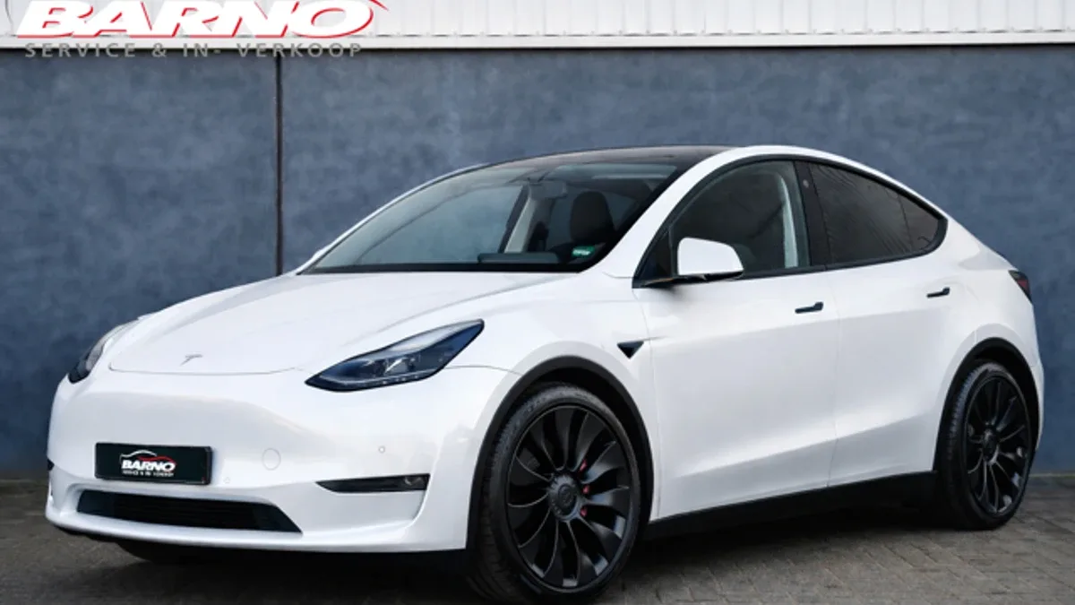 Tesla Model Y (2022) — foto 1