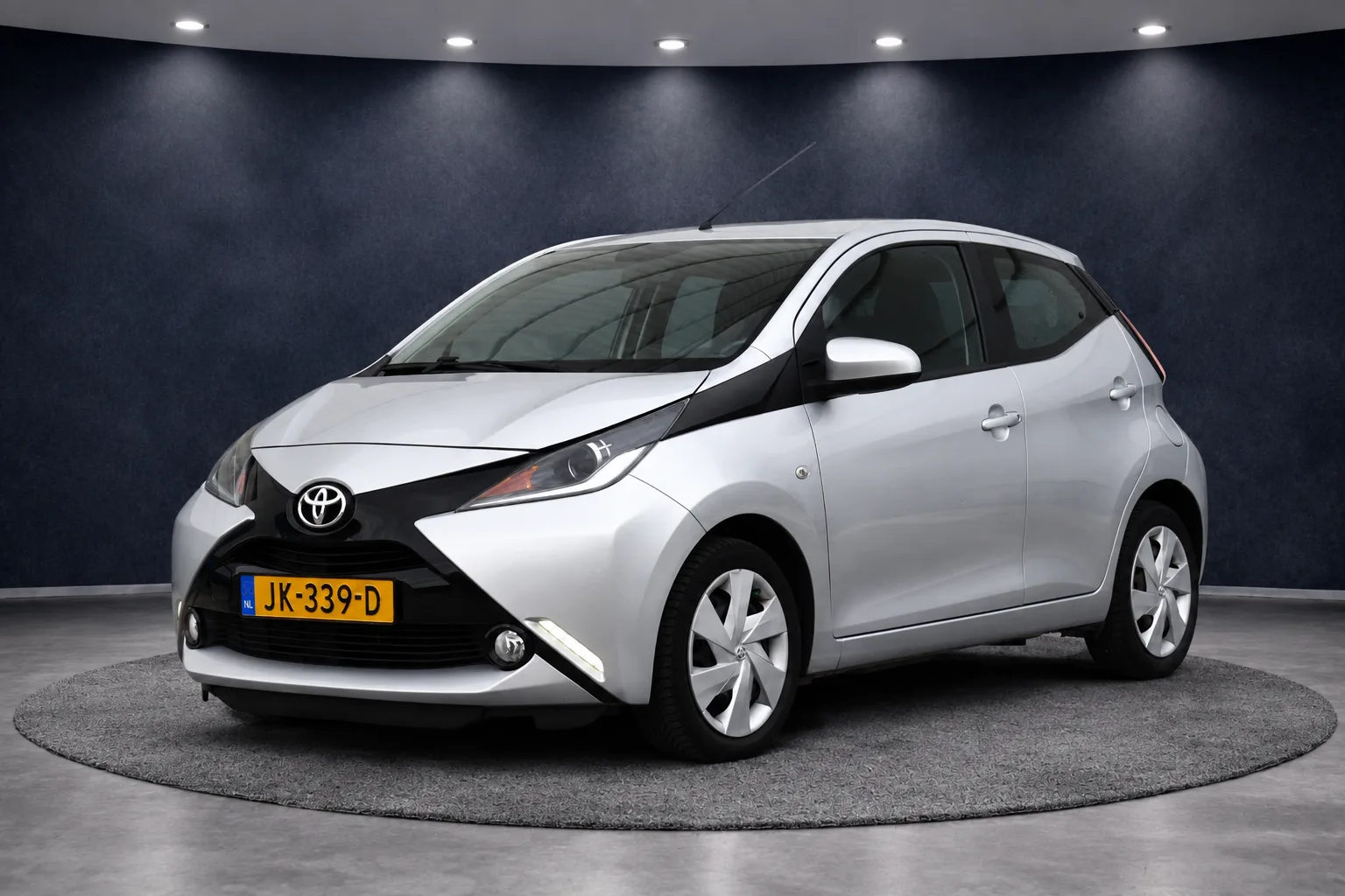 Toyota Aygo (2016) — foto 1