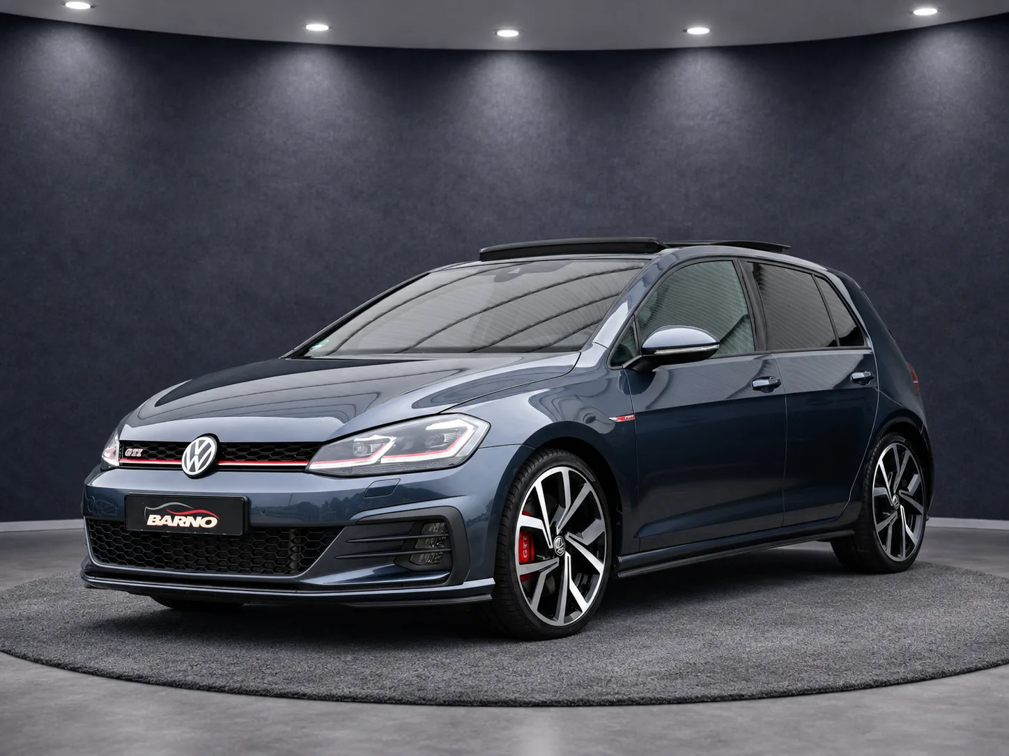 Volkswagen Golf (2019) — foto 1