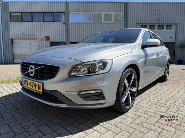 Volvo V60 (2017) — foto 1