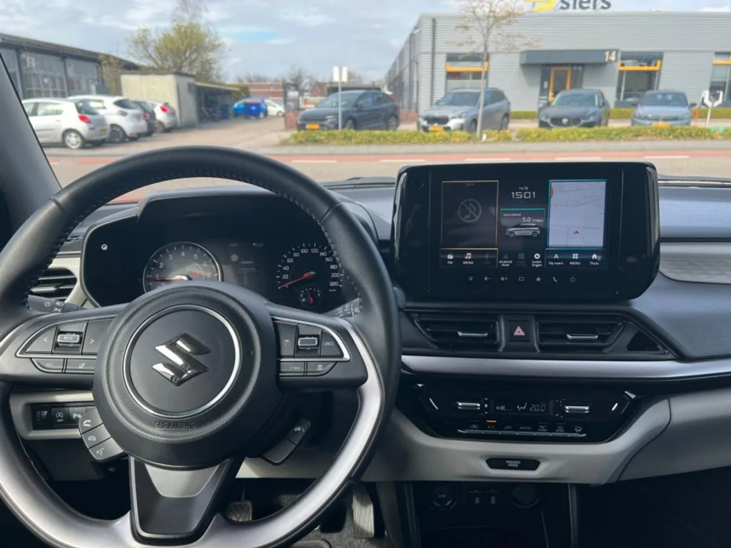 Suzuki Swift (2025) — foto 1
