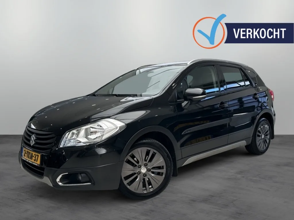 Suzuki S-CROSS (2014) — foto 1
