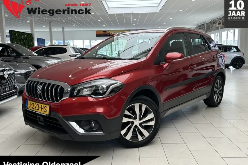 Suzuki S-CROSS (2019)
