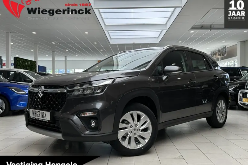 Suzuki S-CROSS (2025)