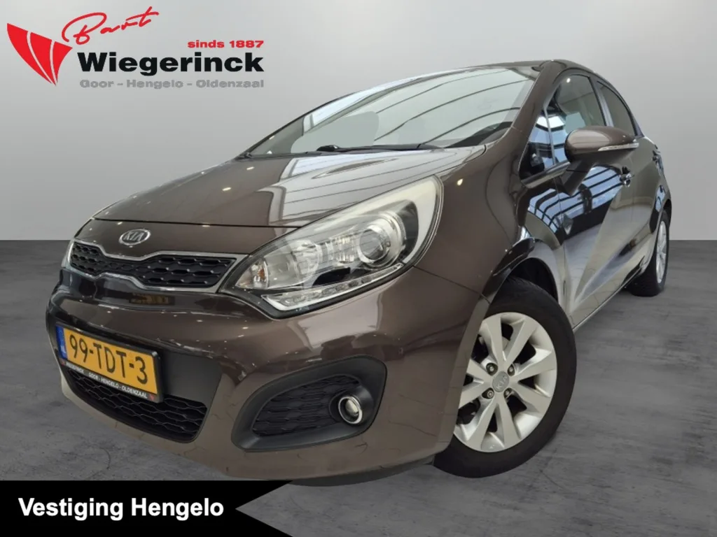 Kia Rio (2012) — foto 1