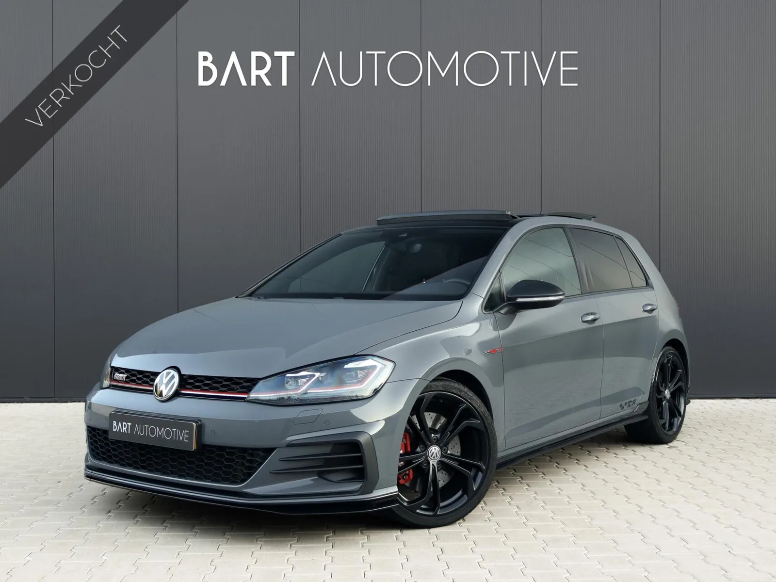 Volkswagen Golf (2019) — foto 1