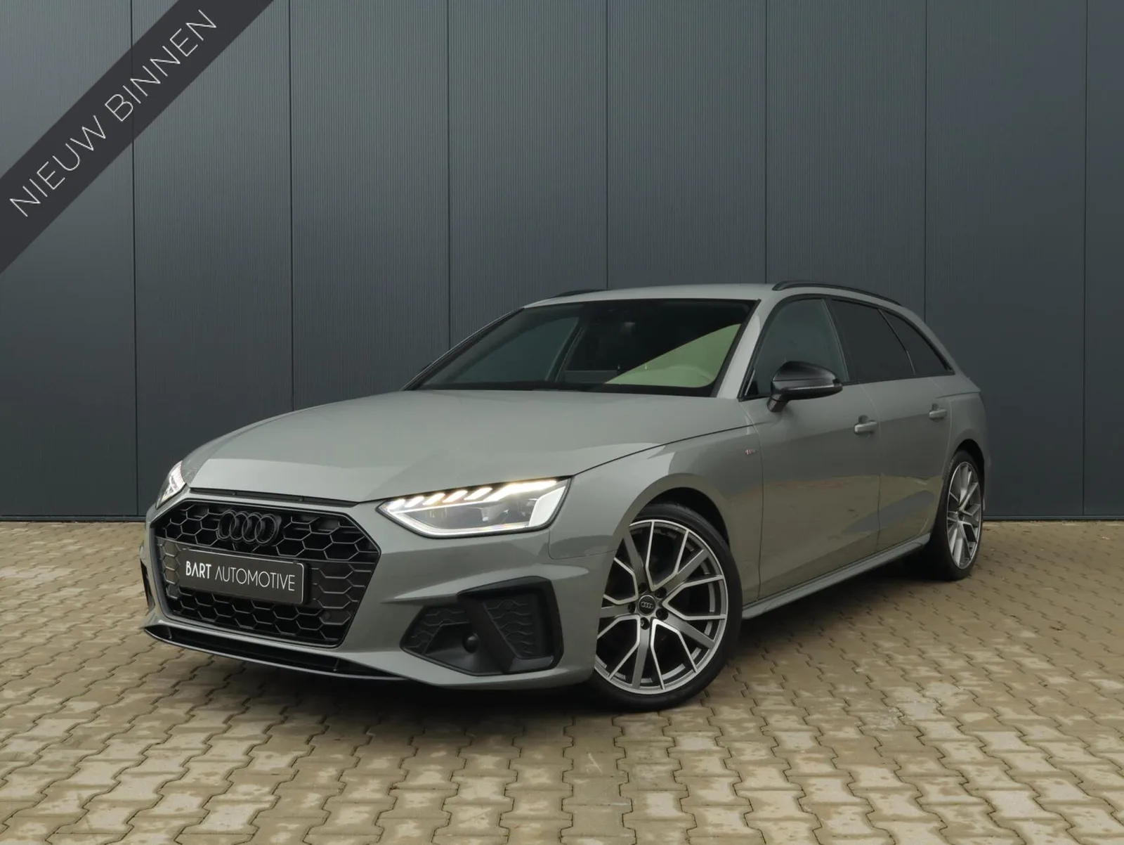Audi A4 (2020) — foto 1