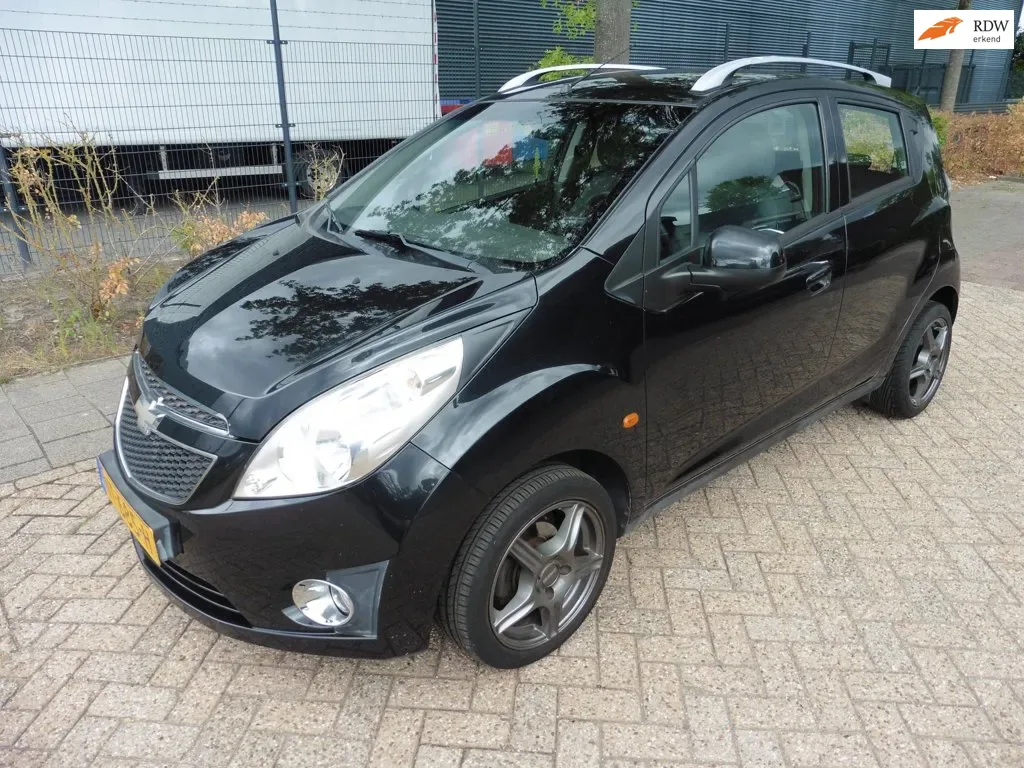 Chevrolet Spark (2010) — foto 1