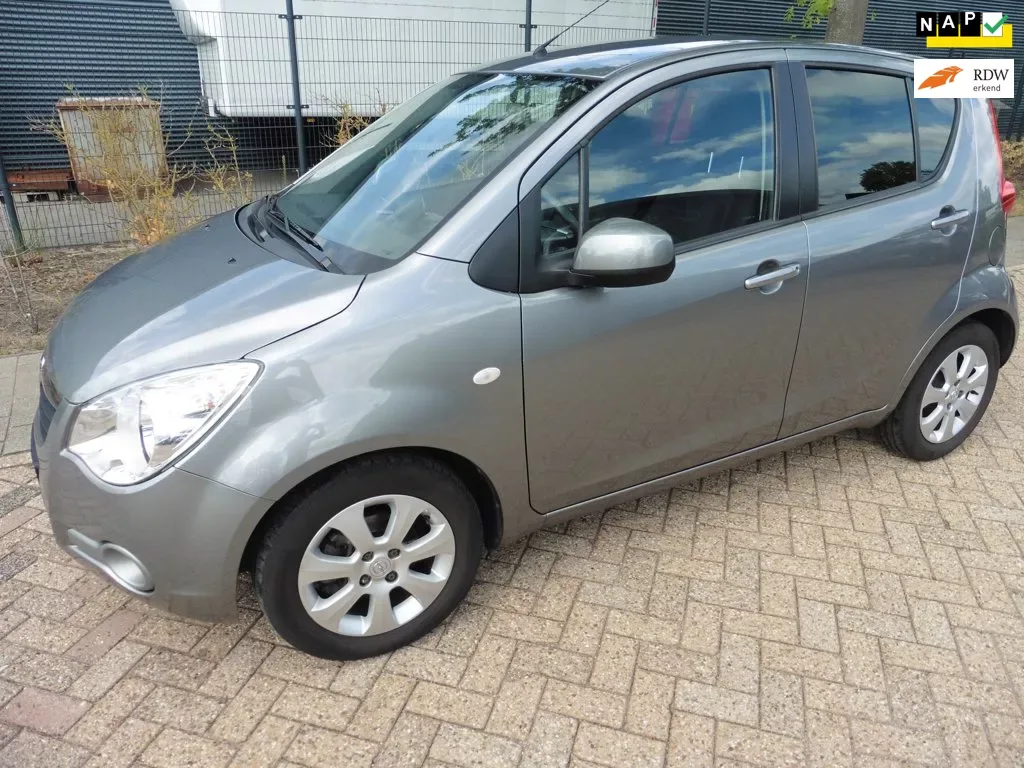 Opel Agila (2010) — foto 1