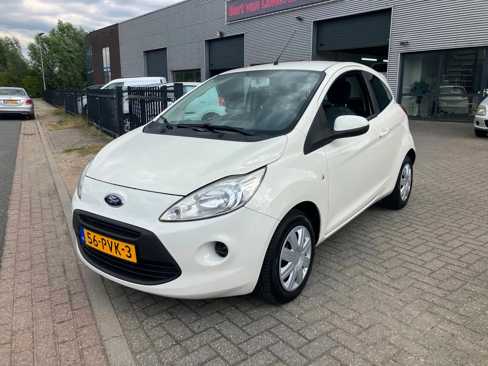 Ford Ka (2011) — foto 1