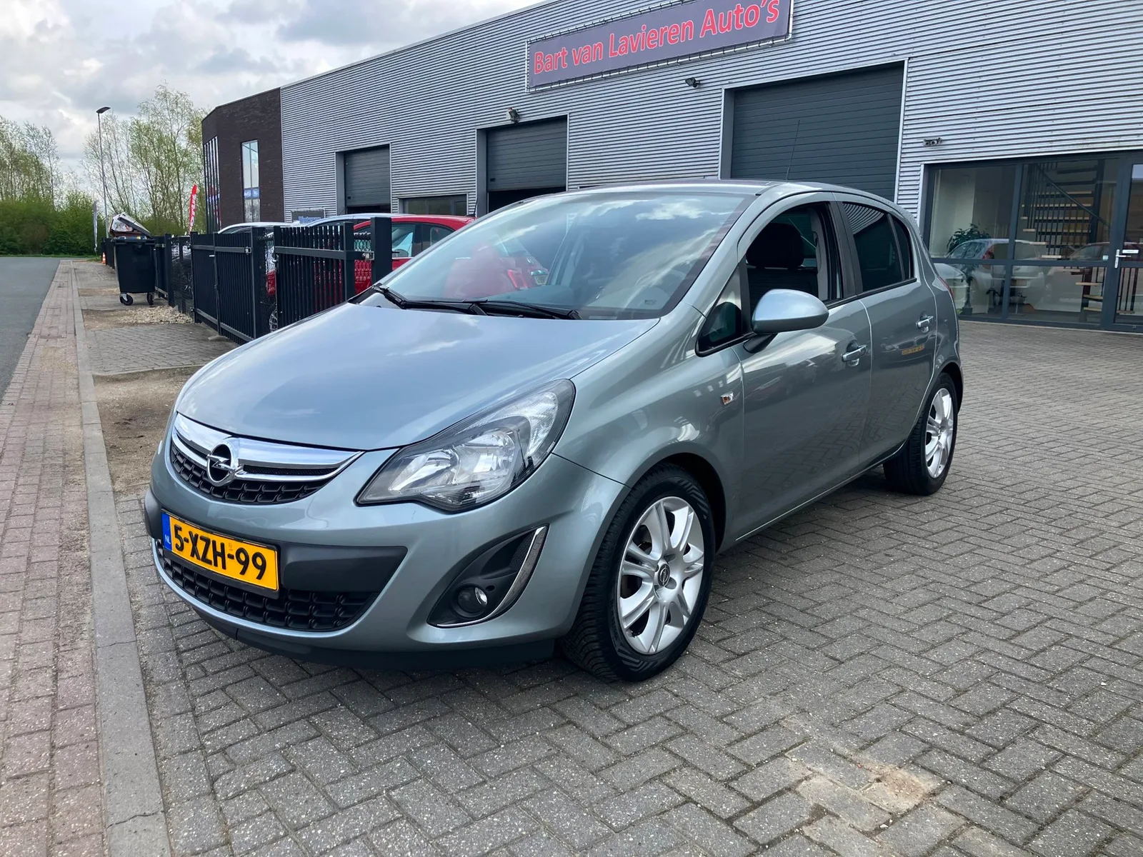 Opel Corsa (2014) — foto 1
