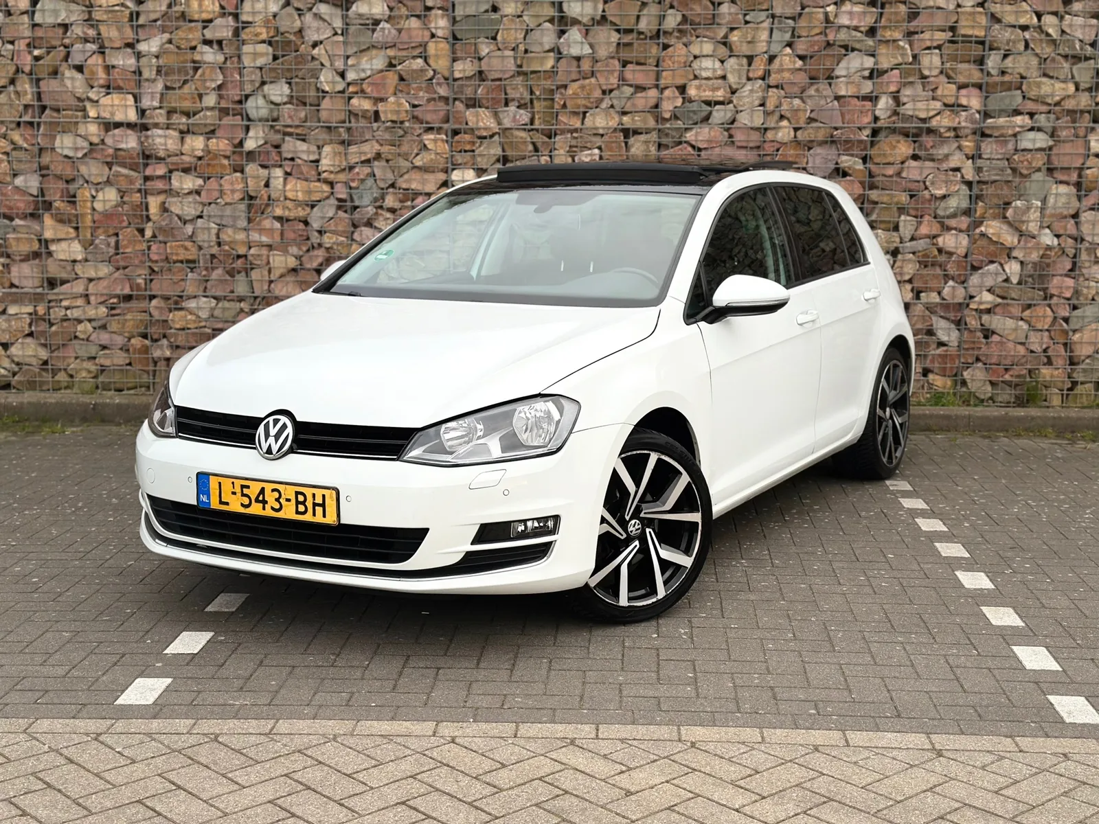 Volkswagen Golf (2015) — foto 1