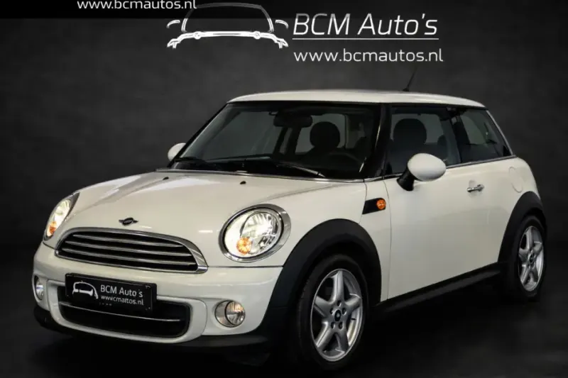MINI Cooper (2010)