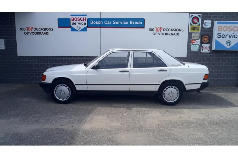 Mercedes-Benz 190-Serie (1985)