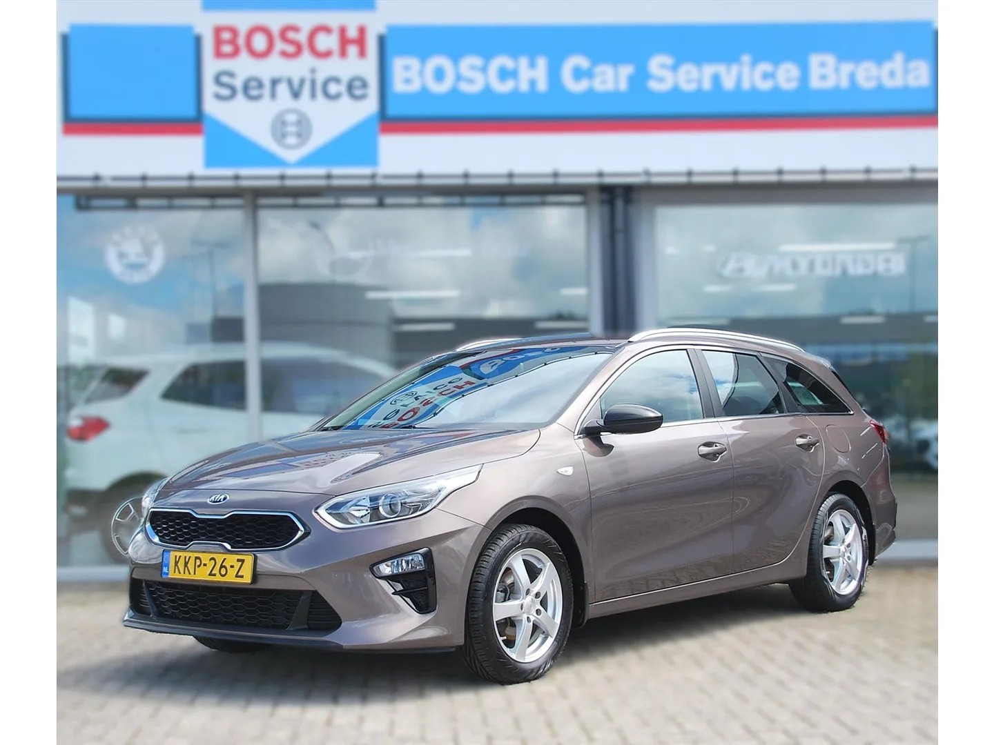 Kia Ceed Sportswagon (2019) — foto 1
