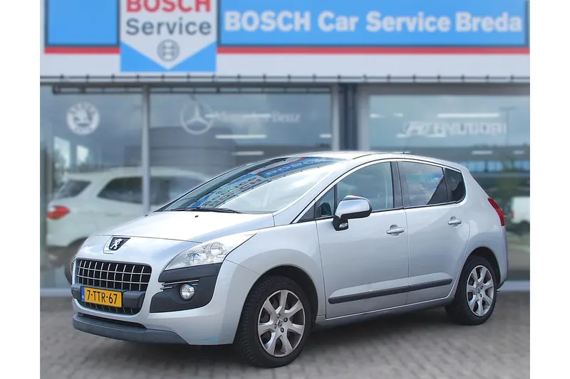 Peugeot 3008 (2011)