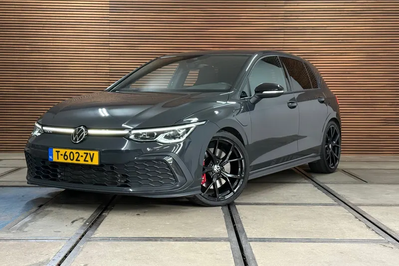 Volkswagen Golf (2021)