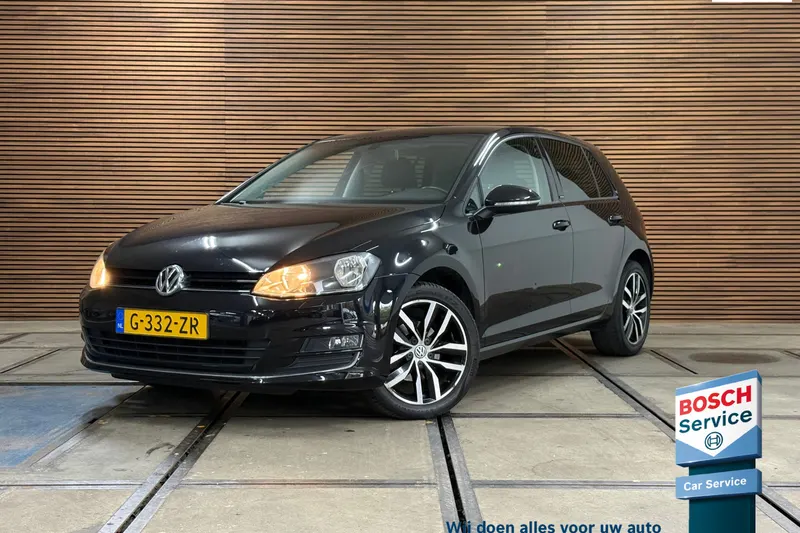 Volkswagen Golf (2016)