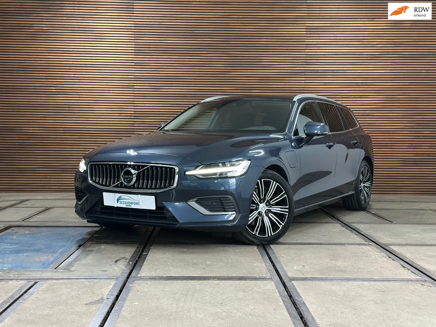 Volvo V60 (2021) — foto 1