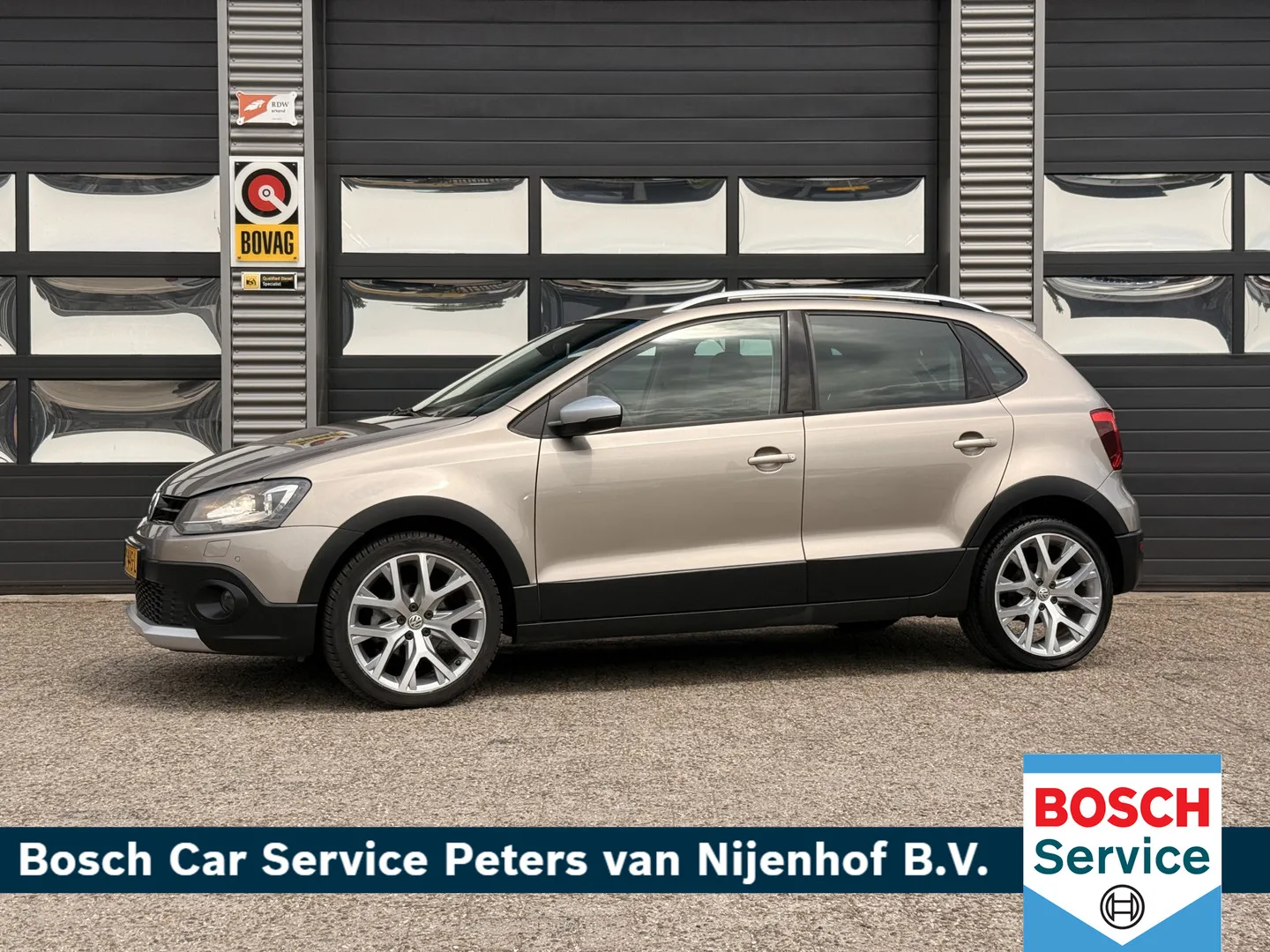 Volkswagen Polo (2016) — foto 1