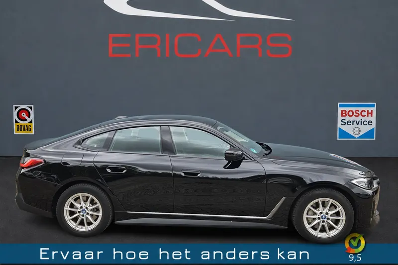 BMW i4 (2023)