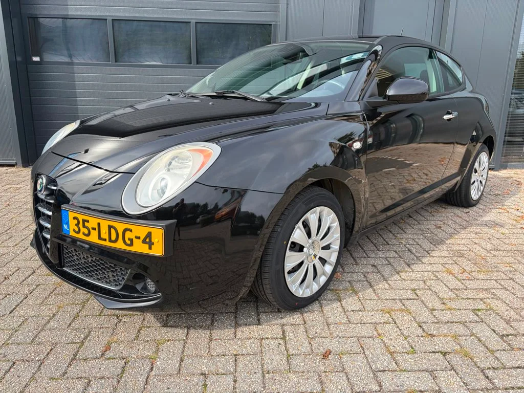 Alfa Romeo Mito (2010) — foto 1