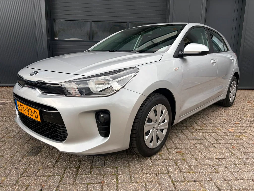 Kia Rio (2018) — foto 1