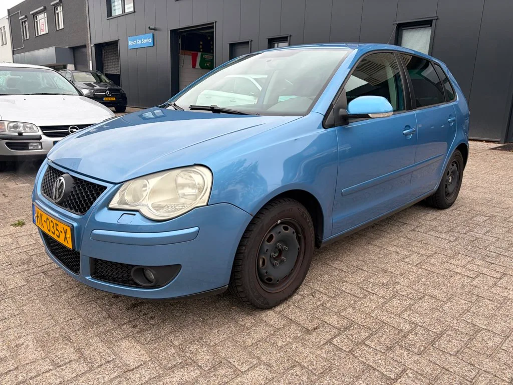 Volkswagen Polo (2007) — foto 1