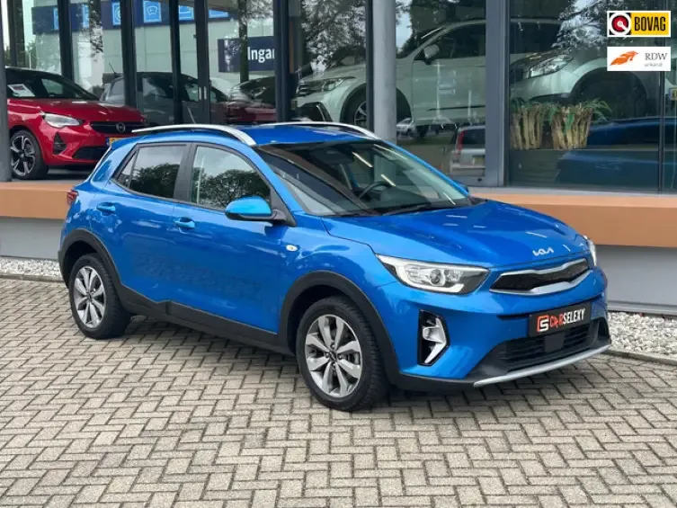 Kia Stonic (2023) — foto 1