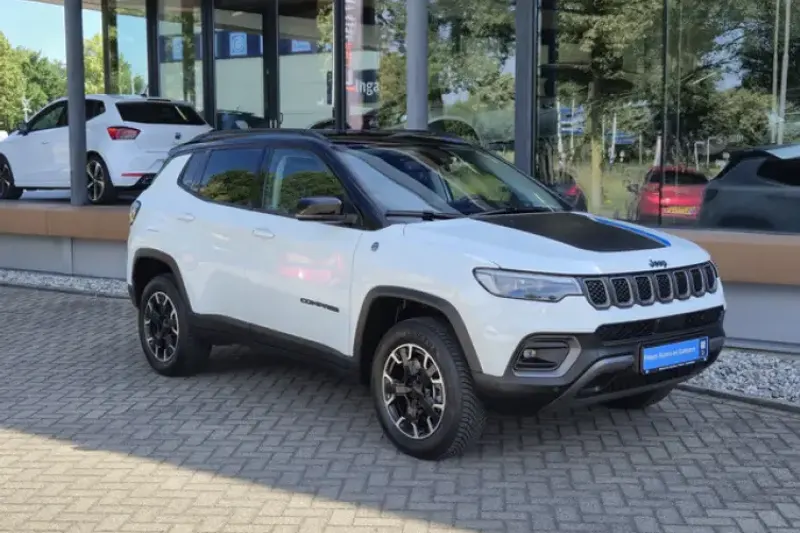 Jeep Compass (2024)