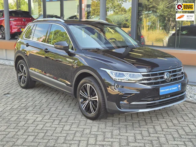 Volkswagen Tiguan (2023) — foto 1