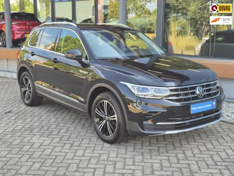 Volkswagen Tiguan (2023) — foto 1