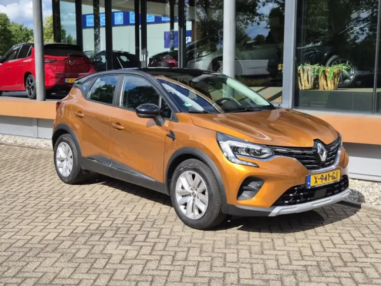 Renault Captur (2020) — foto 1