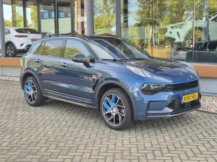 Lynk & Co 01 (2023) — foto 1