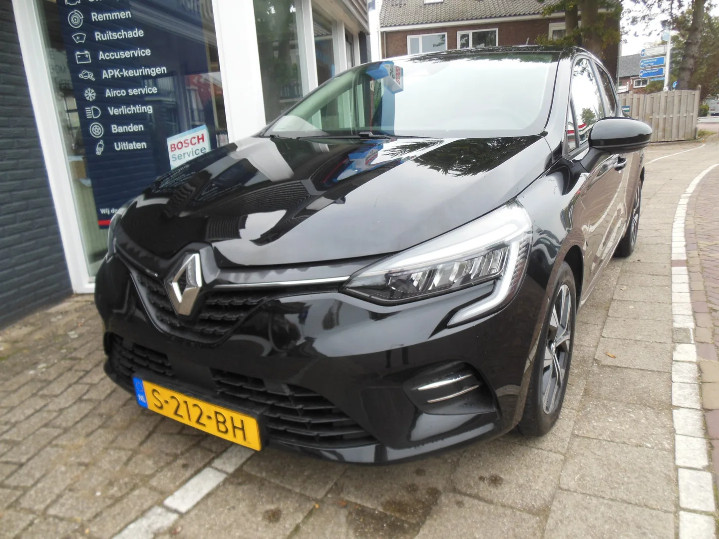Renault Clio (2023) — foto 1