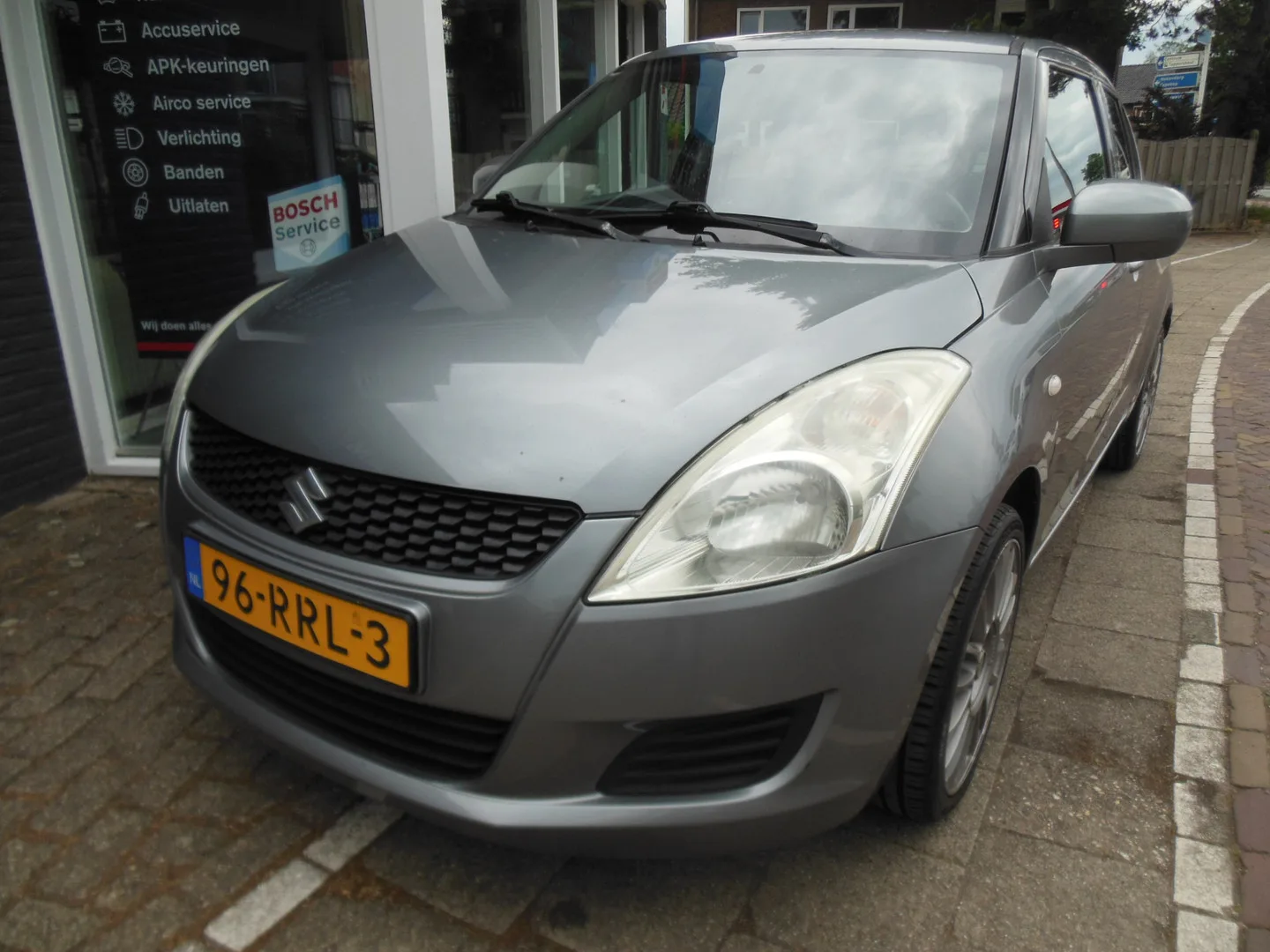 Suzuki Swift (2011) — foto 1