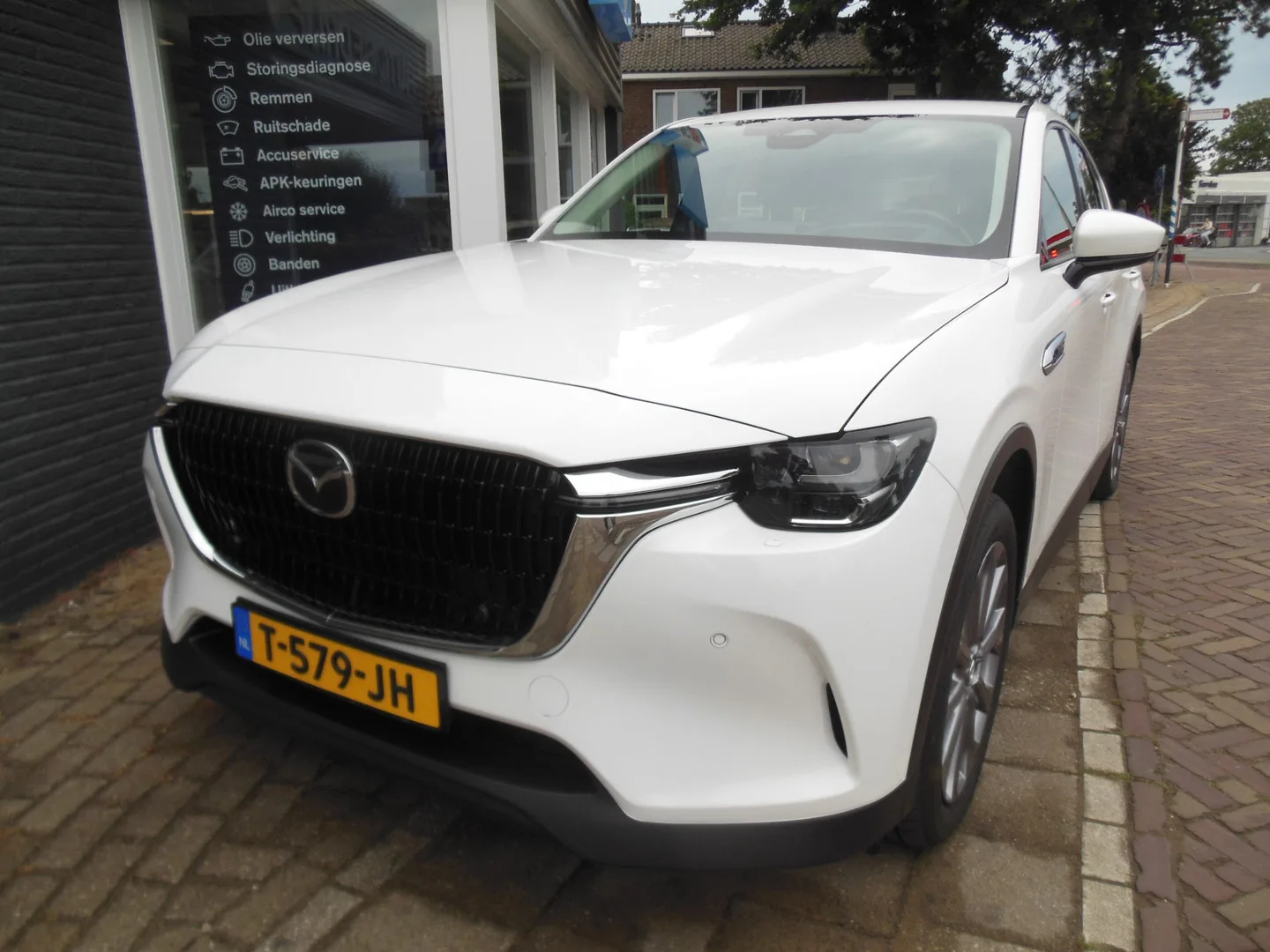 Mazda CX-60 (2023) — foto 1