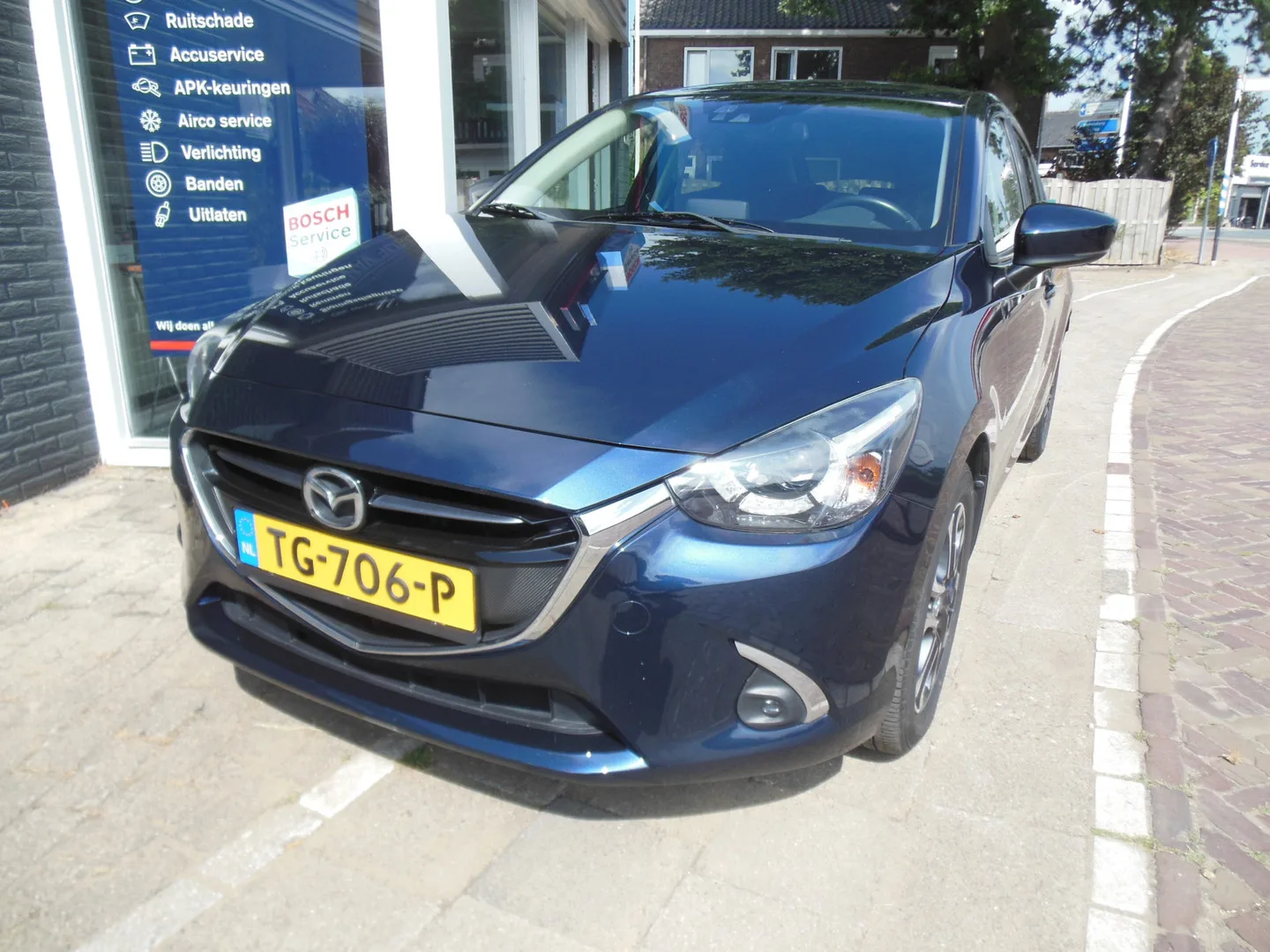 Mazda 2 (2018) — foto 1