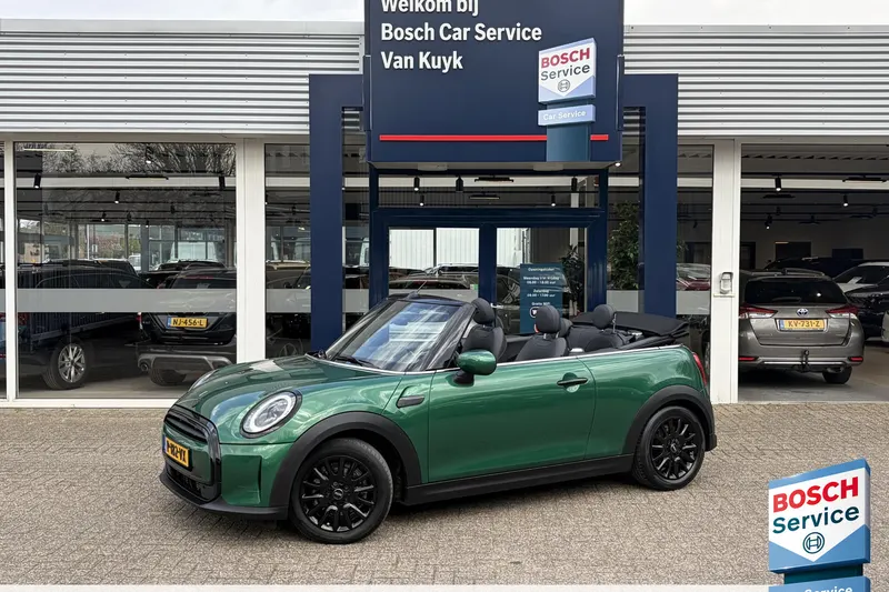 MINI Cabrio (2022)