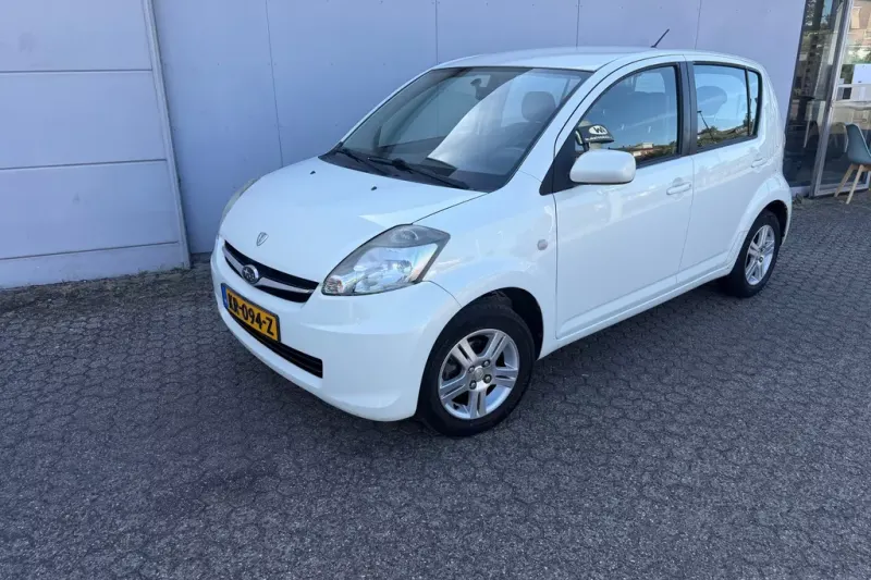 Subaru Justy (2011)