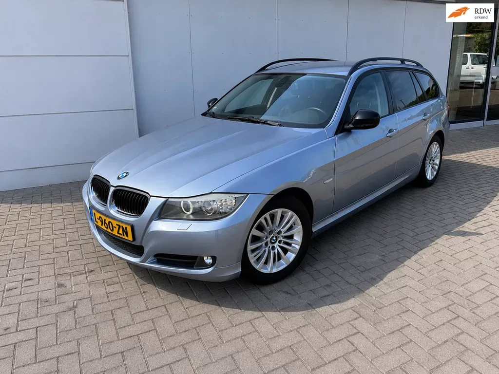 BMW 3-Serie (2009) — foto 1