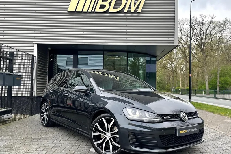 Volkswagen Golf (2015)