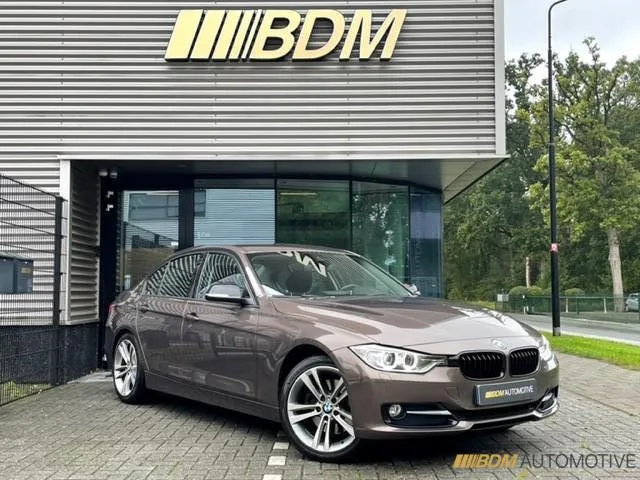 BMW 3-Serie (2012) — foto 1