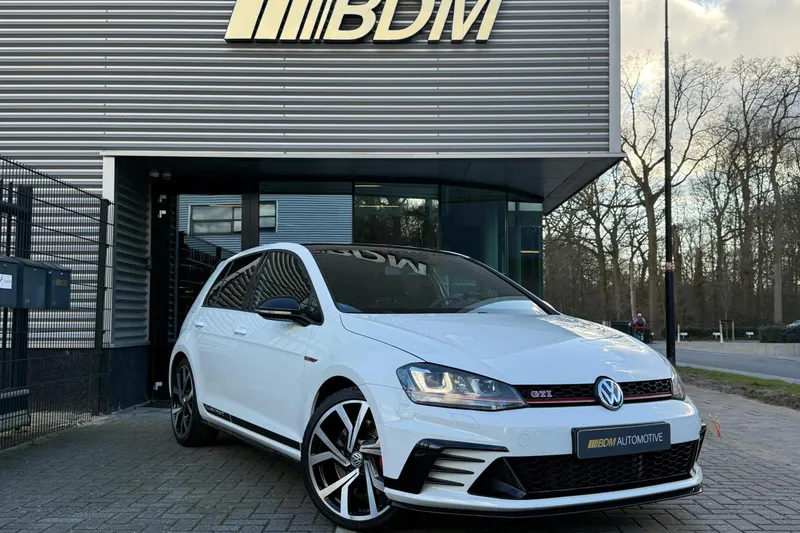Volkswagen Golf (2017)