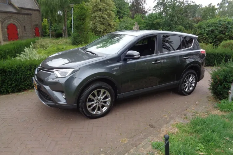 Toyota RAV4 (2019)
